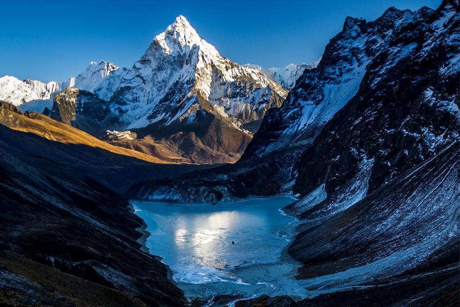 Ama Dablam Base Camp Trek 